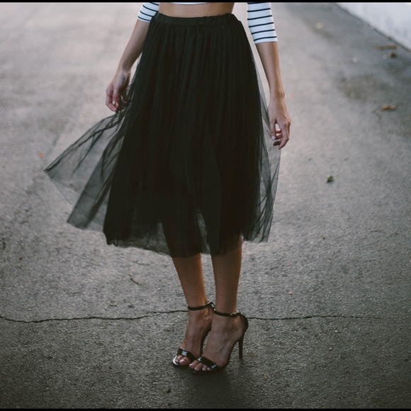 Black, ivory, or gray tulle skirt.