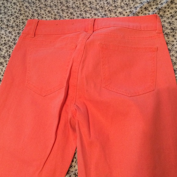 SOLD Refuge Skinny Jeans - Picture 2 of 3