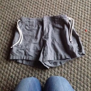 Grey shorts