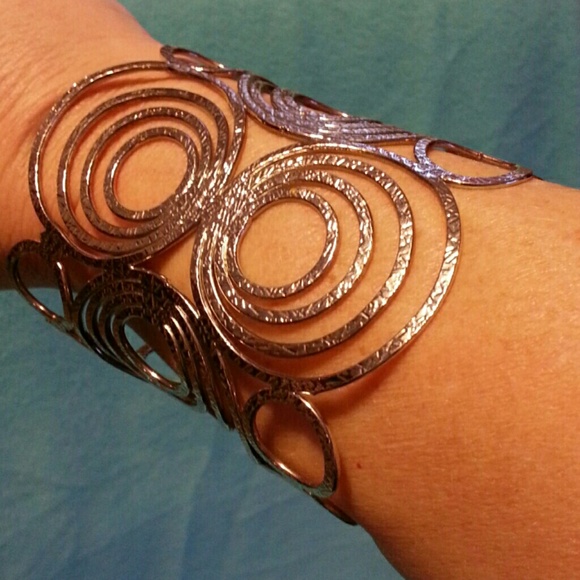 Geometric Design Silver  Cuff bracelet
