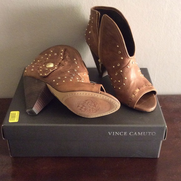 Vince Camuto booties - Picture 2 of 2