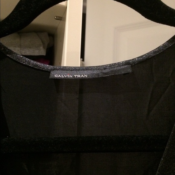 Calvin tran top - Picture 2 of 3