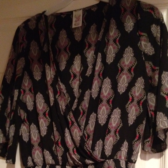 Chiffony one piece pants jumper. 2xHP🎉 Smalls. - Picture 4 of 4