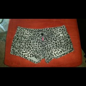 Leopard Jean shorts