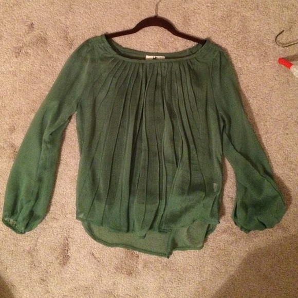 Green YA blouse