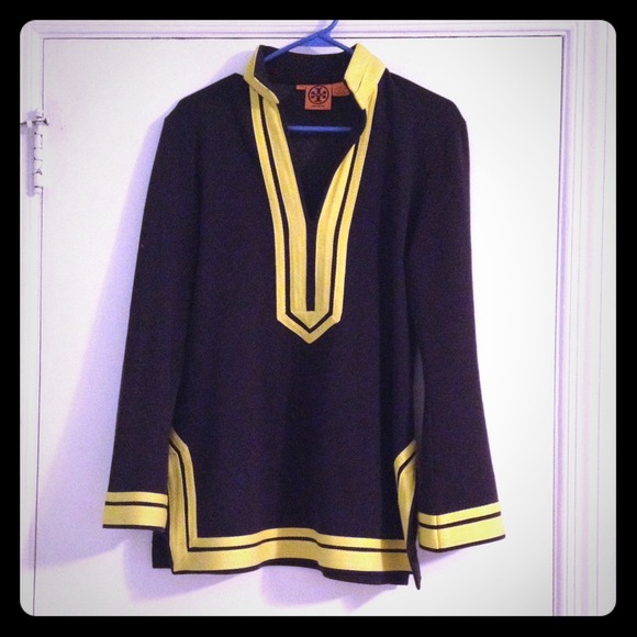 Classic navy and yellow tunic