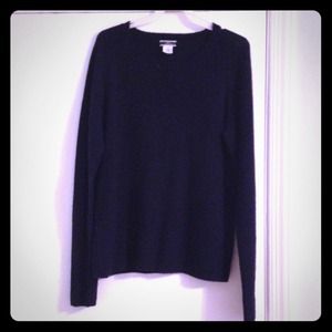 Navy cashmere and wool sweater