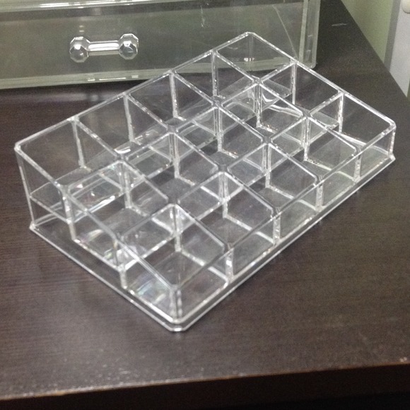 ACRYLIC HOLDER FOR 15 NAILPOLISH/MAC STUDIO FLUID - Picture 3 of 4