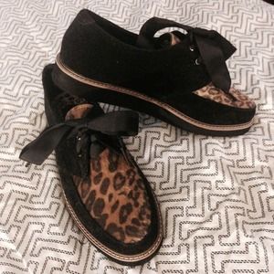 Faux suede platform Oxford shoes