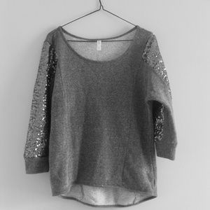 Sequined sweatshirt