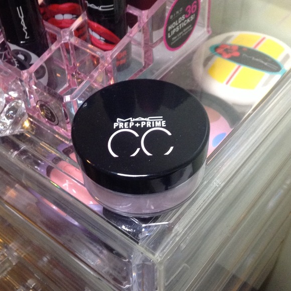 MAC PREP+PRIME CC LOOSE POWDER COLOR ILLUMINATE
