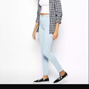 Light blue easy jeans