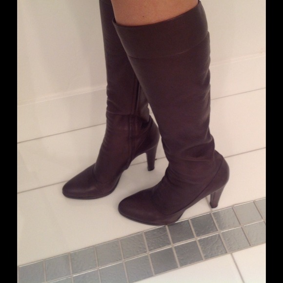 More pics of prada shoes for @makemeoffers