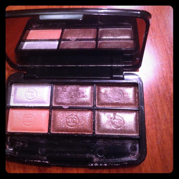 Chanel eyeshadow 6 colors