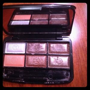 Chanel eyeshadow 6 colors