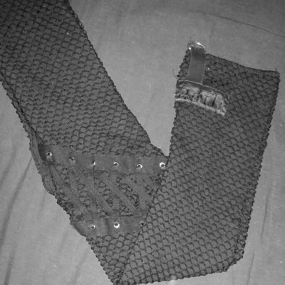 Fishnet scarf