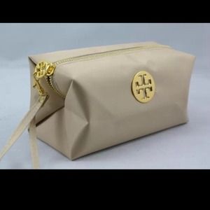 TB MAKEUP BAG