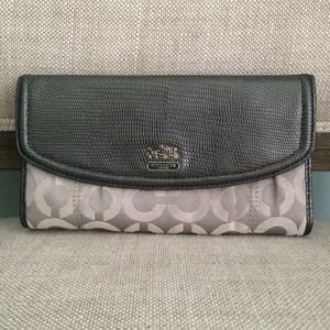 Coach Madison Op Art Wallet
