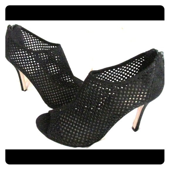 Shoes - REDUCED!!    New peep toe heels back zipper suede