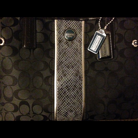 Large Coach Tote - Picture 2 of 2