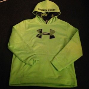 Under Armour sweatshirt