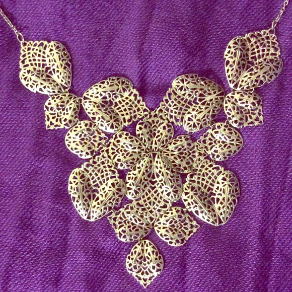 Silver leaf necklace
