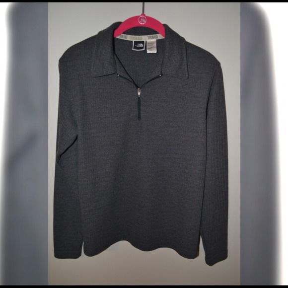 HOLD Gray North Face Half Zip