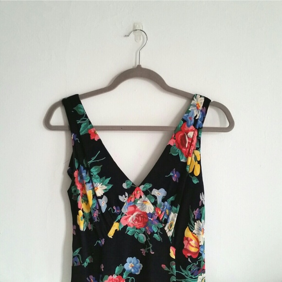 ▪ sold ▪ new silk floral dress - Picture 4 of 4