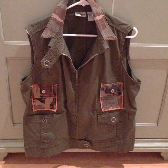 Chico's Tops - CHICO'S Army Green Camo Vest