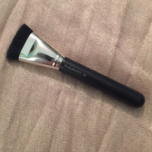 Mac 163 brush
