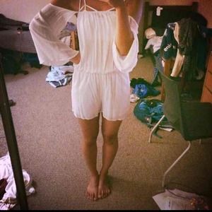 Love culture Romper M NWT!