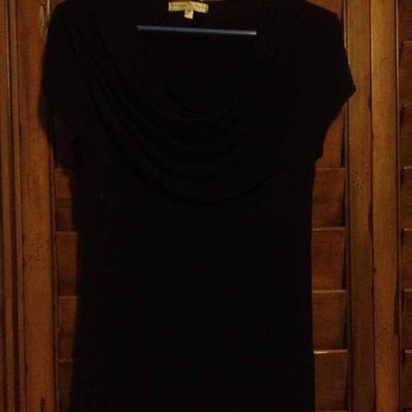 Black swoop neck tee!