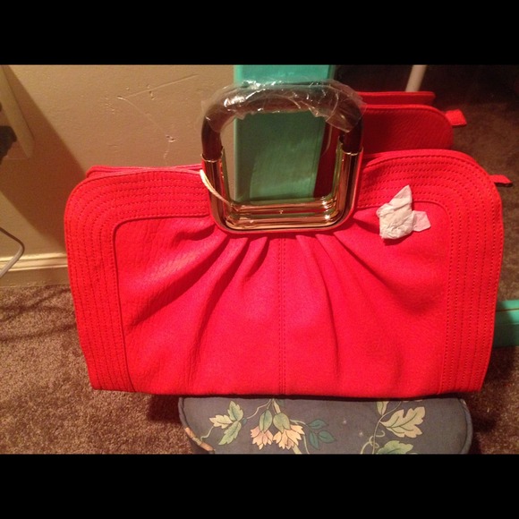 100% Leather Hand Bags