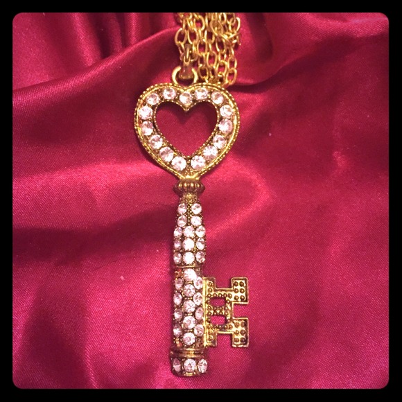 Key to my heart necklace