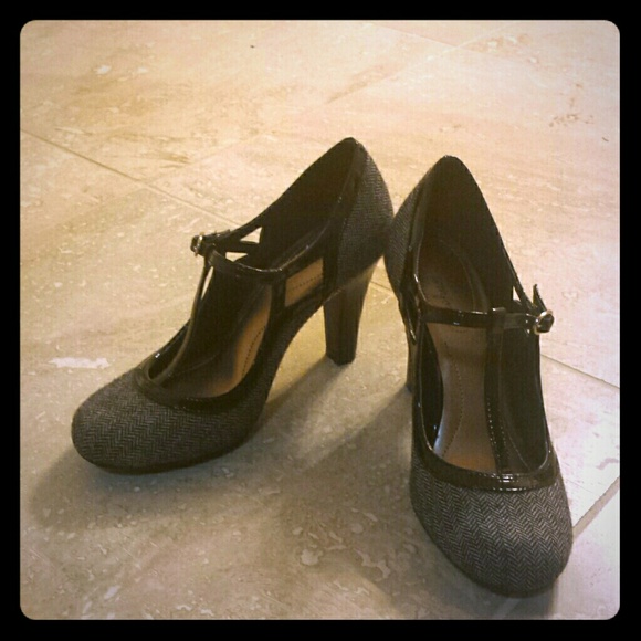 Herringbone 2.5" heels