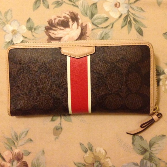 Coach wallet