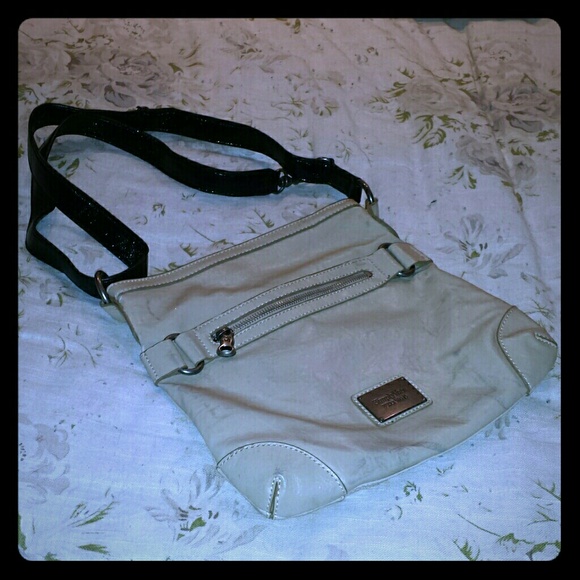 Simply Vera Vera Wang Handbags - LAST CHANCE - DONATING - [Simply Vera] cross body