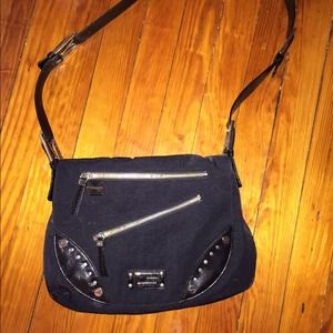 Guess bag hardly used