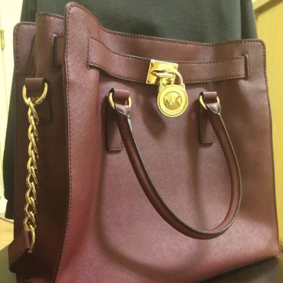 Michael Kors Hamilton - Picture 2 of 4