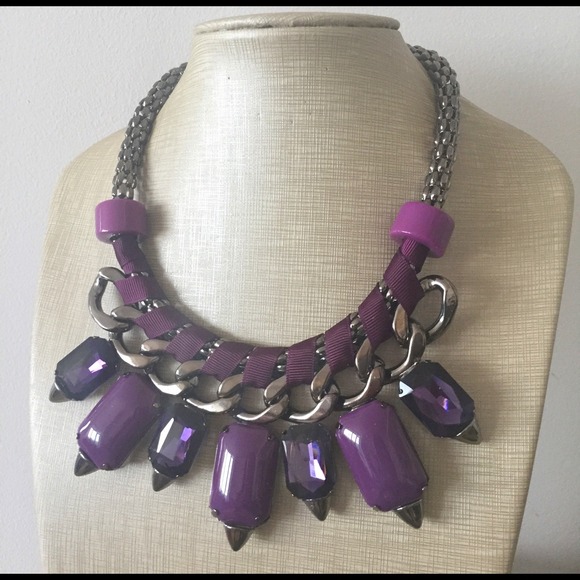 Purple Studded Chunky Chain Choker Necklace - Picture 3 of 4
