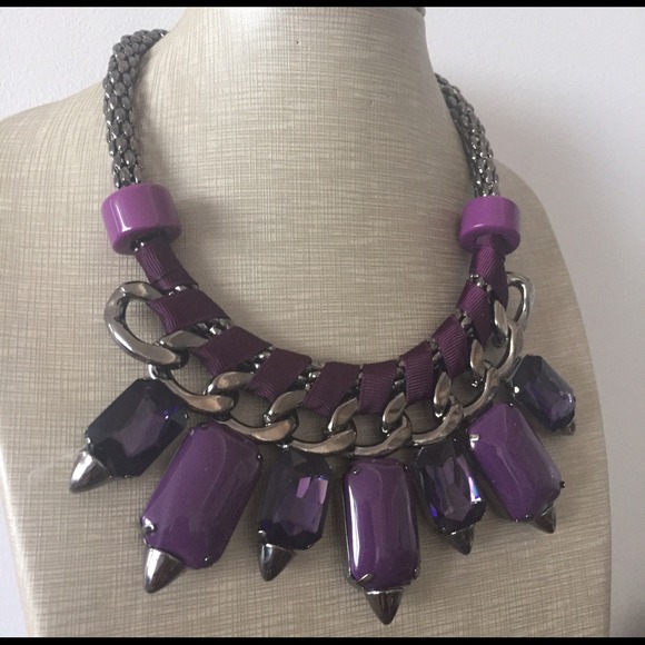 Purple Studded Chunky Chain Choker Necklace - Picture 4 of 4
