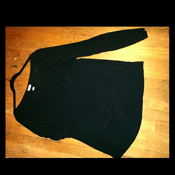 🚫 SOLD 🚫Plain long sleeve top