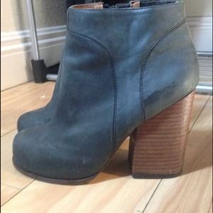 Jeffrey Campbell hanger boots