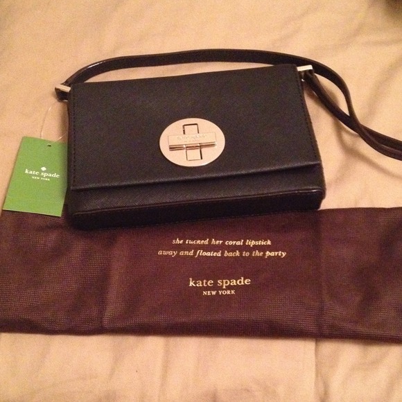 SOLD! BNWT authentic kate spade cross body bag