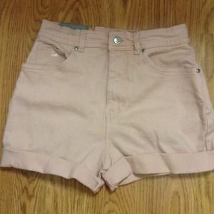 Light pink / peach colored high waisted shorts
