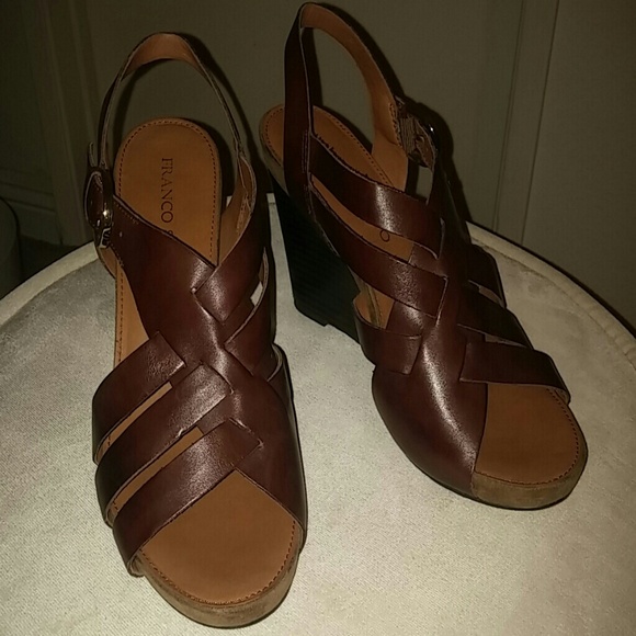 wedge shoes