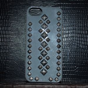Vs Pink studded iphone 5/5s case