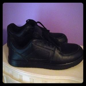 Slip Resistant Shoes