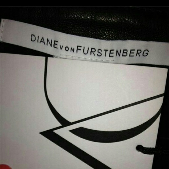 🎉🎉HP 1/26🎉🎉DVF Cheetah skirt💃💃💐💐💐💖💖💖 - Picture 3 of 4