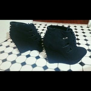Black Jeffrey Campbell Style Wedges